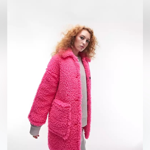 NWOT Topshop Oversized Teddy in hot pink - Picture 1 of 8